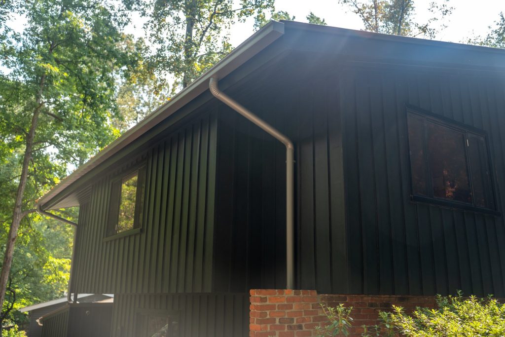 Dark box gutters on a modern home